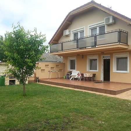 Marinica Apartman Hajdúszoboszló Extérieur photo