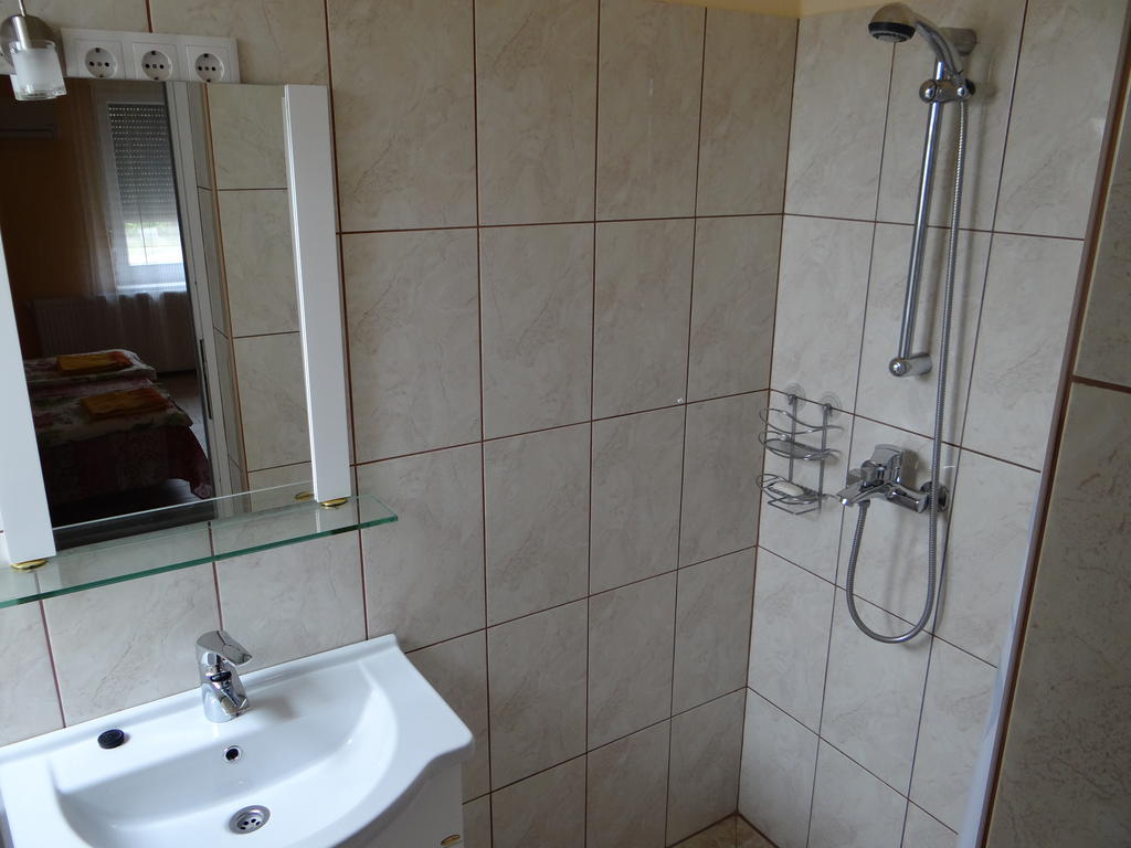 Marinica Apartman Hajdúszoboszló Chambre photo