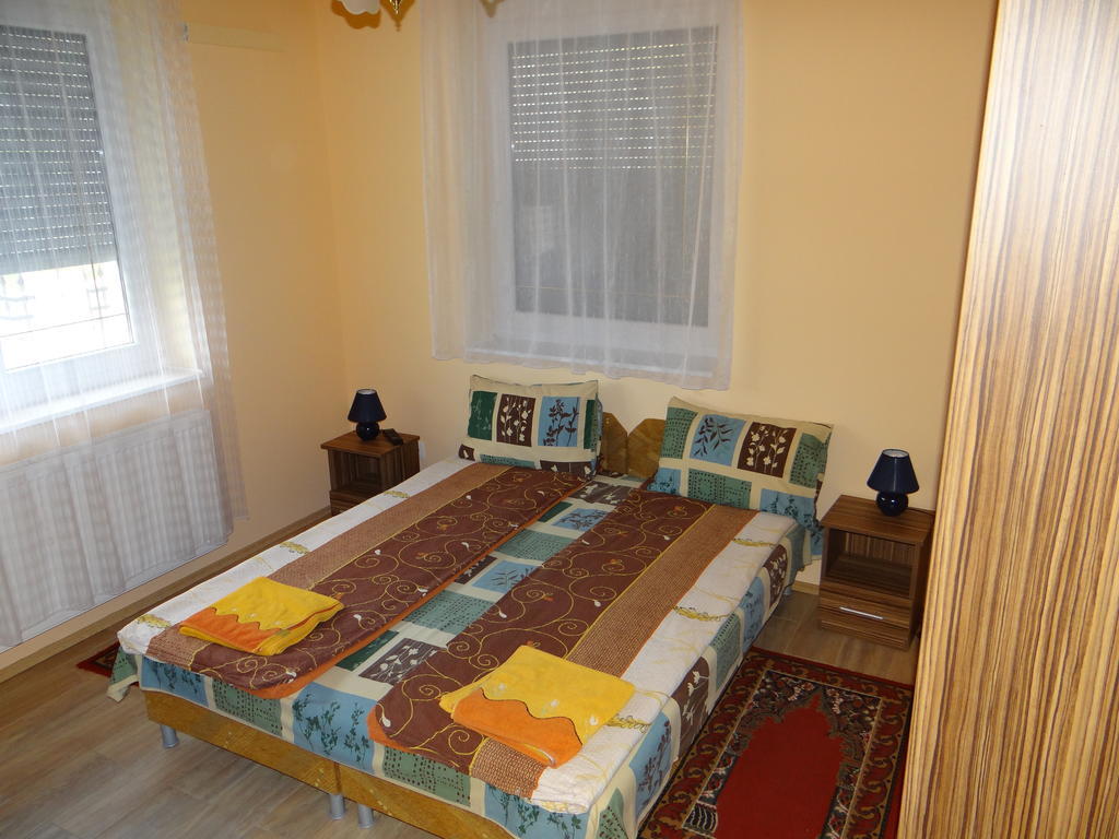 Marinica Apartman Hajdúszoboszló Extérieur photo