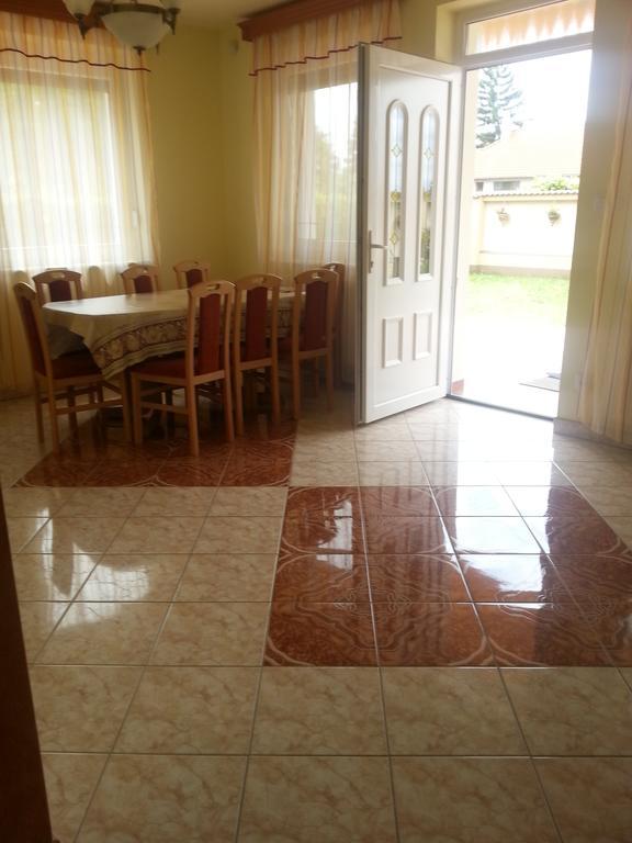 Marinica Apartman Hajdúszoboszló Extérieur photo